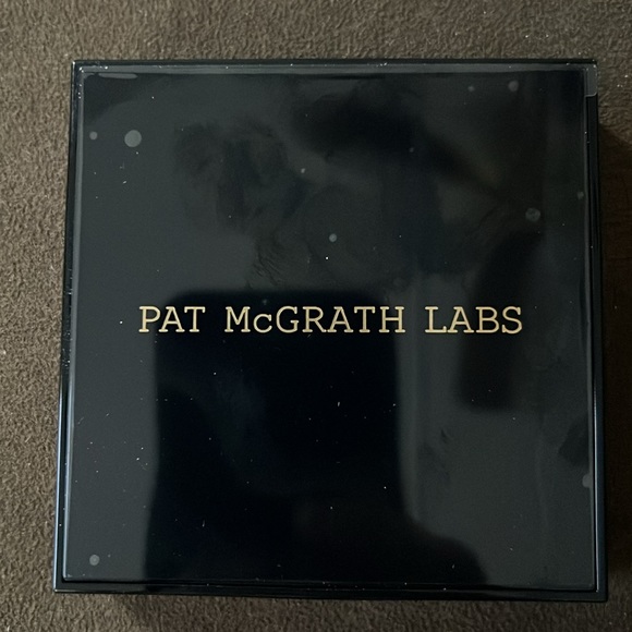 Pat McGrath Labs Divine Rose Luxe Quad: Eternal Eden Brand New!!! - Picture 3 of 5